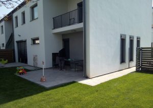 Rulouri exterioare antiefractie - asigura-ti siguranta locuintei cu rulouri rezistente si fiabile. Protectie si design intr-un singur produs. Descopera-le acum!
